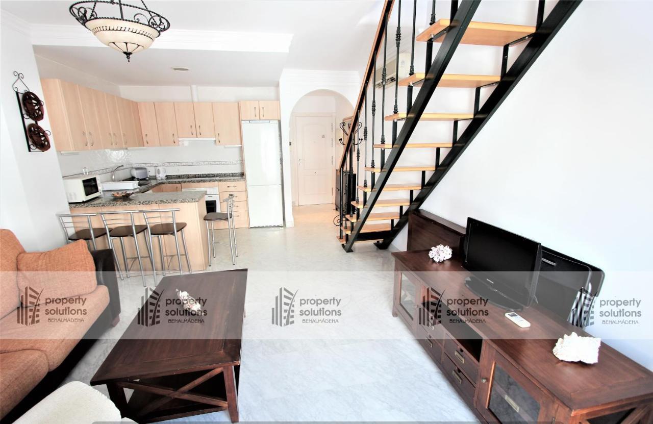Playa 1º Linea Playa- Apartamento Duplex En Pleno Corazon De La Carihuela 토레몰리노스 외부 사진